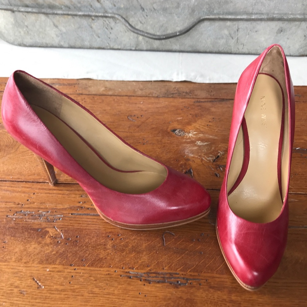 Nine West Red Heels size 7